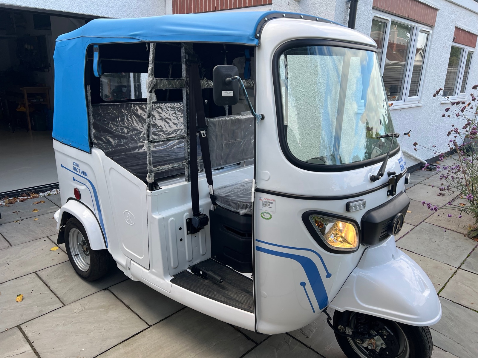 Atul Rik Twin electric tuk tuk